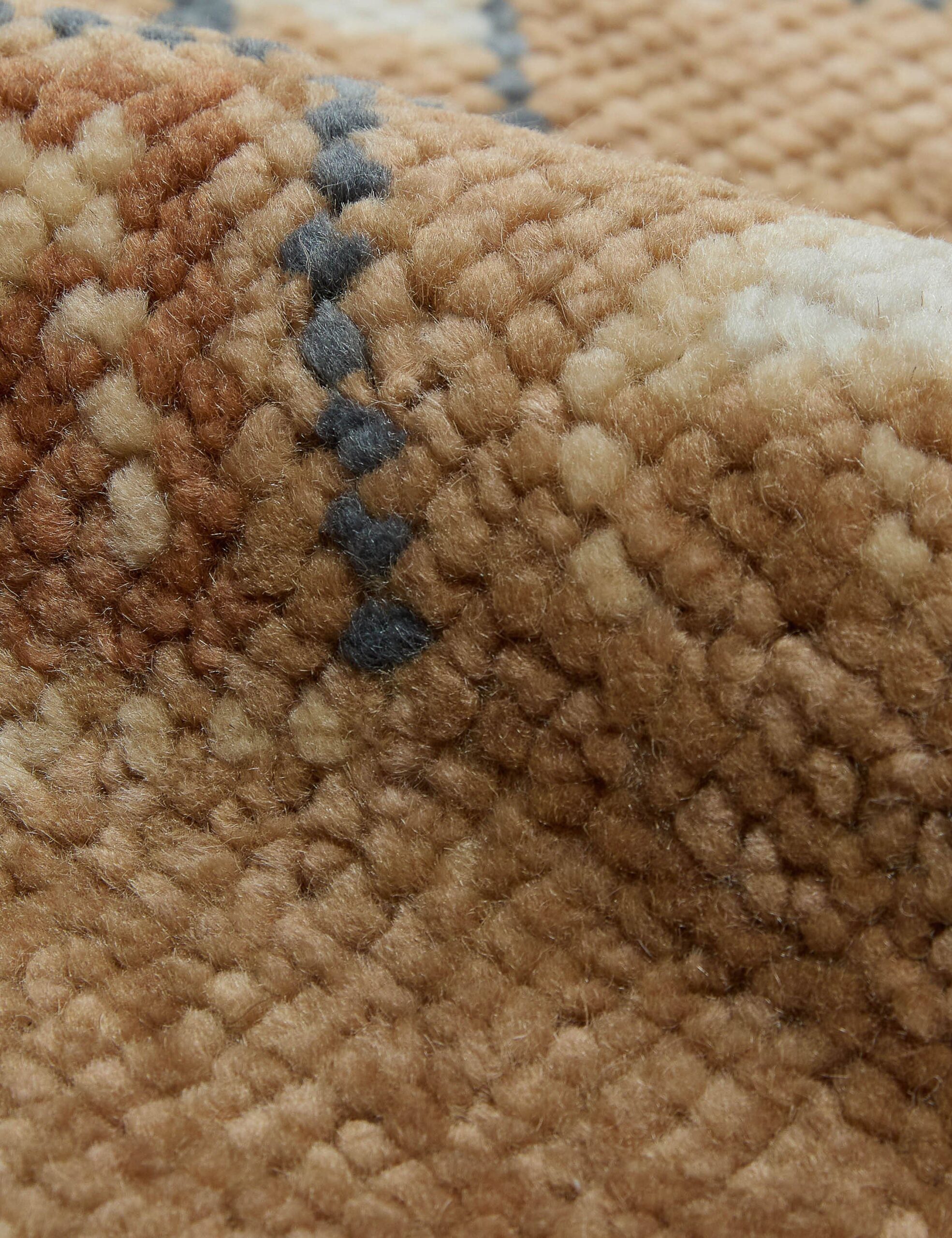 Theda Hand Knotted Woolen Area Rug - Image 8